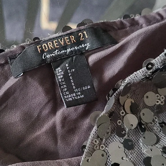 Forever 21 Sequin Mini Dress ❤️ - Picture 6 of 6